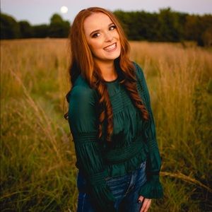 Meet your Posher, Caroline